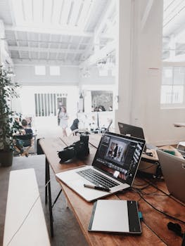 How Social Media Shapes Innovation and Marketing in Tech Industries